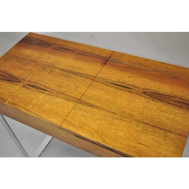 Mid-Century Modern Mid Century Danish Modern Echtes Kristall Spiegelglas Rosewood Vanity Table For Sale - Image 3 of 12