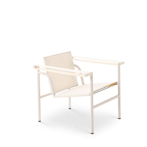 White LC1 Chair by Le Corbusier, Pierre Jeanneret and Charlotte Perriand for Cassina For Sale - Image 3 of 10