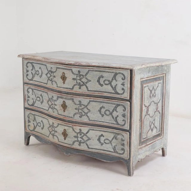 Baroque Commode / Chest of Drawers, 18th Century. For Sale - Image 4 of 8