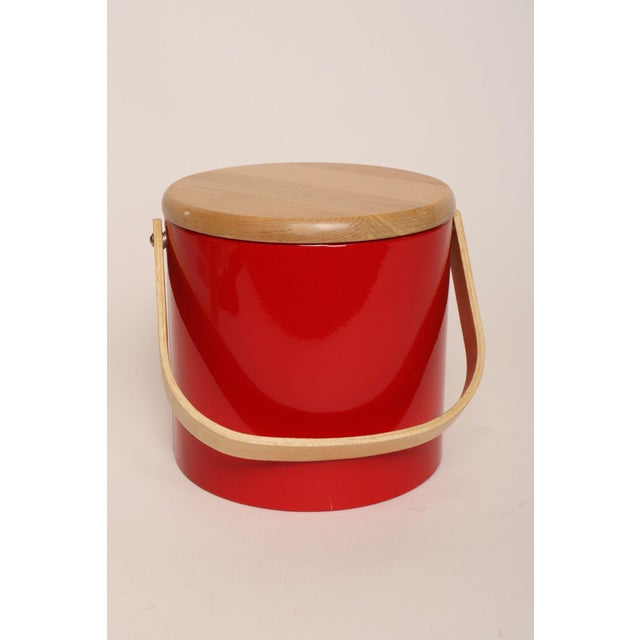 1980s Mid Century Modern Red Vinyl and Birch Insulated Ice Bucket by Georges Briard For Sale - Image 5 of 14