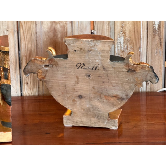 19th Century Pair of Neoclassical Painted and Gilt Flatback Urns in the Egyptian Taste For Sale - Image 9 of 9