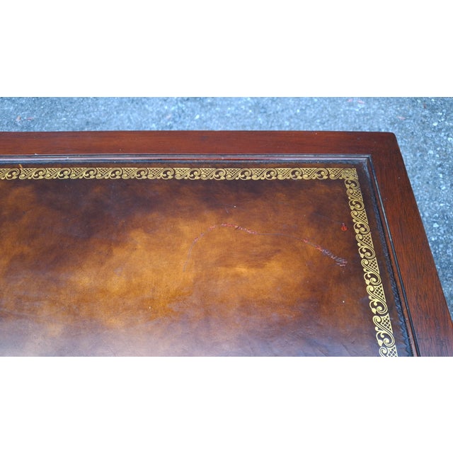 1940s English Regency Style Tooled Leather Inset Mahogany Two-Tier Coffee Table For Sale - Image 15 of 15