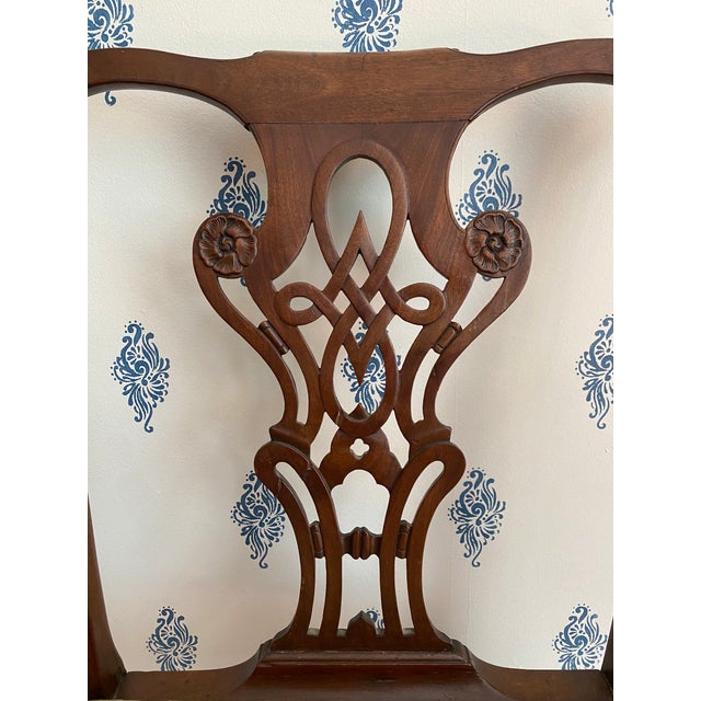 Wood Antique Mid-1700s British Chippendale Mahogany Dining Chair With Arms For Sale - Image 7 of 18