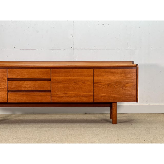 Mid-Century Modern Peterfield Collection Sideboard from White and Newton, 1960s For Sale - Image 3 of 16