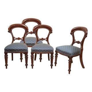 Victorian English Chairs in Solid Mahogany, 19th Century, Set of 4 For Sale