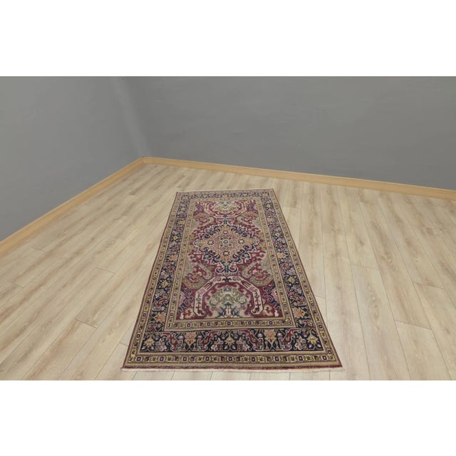 Mid 20th Century Turkish Boho Style Floral Desing Kayseri Area Rug For Sale - Image 13 of 13