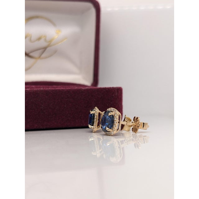 Blue Ceylon Sapphire Stud Earrings With Earth Mined Diamonds: Solid 14k Gold, A Pair For Sale - Image 8 of 9