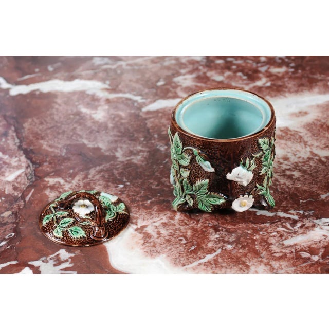 French 19th Century Brown Majolica Lidded Jar with Moulded Floral Décor For Sale In Atlanta - Image 6 of 12