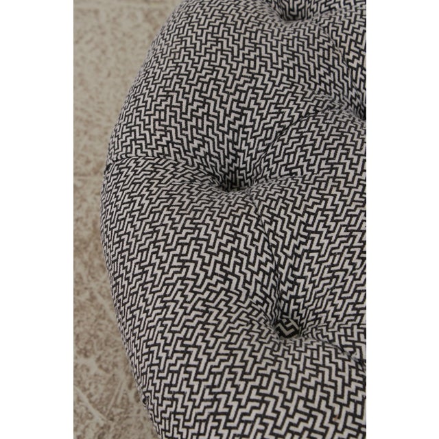 Black Round Tufted Modern Design Cocktail Ottoman For Sale - Image 8 of 11