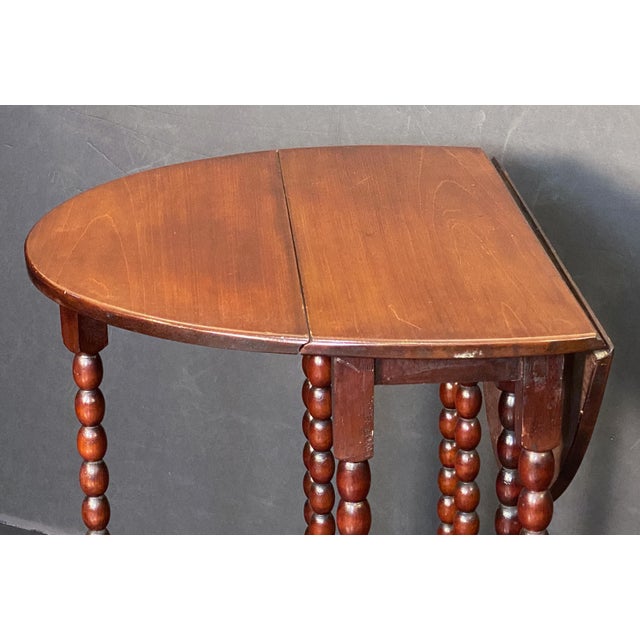 English Sutherland Drop-Leaf Table of Mahogany Upon Turned Bobbin Legs For Sale In Austin - Image 6 of 9