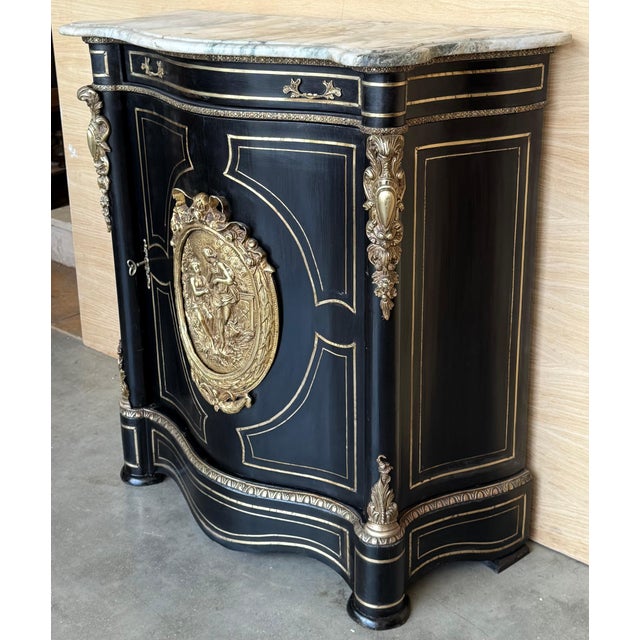 French 19th Century Napoleon III Period Cabinet with metal inlays For Sale - Image 17 of 18