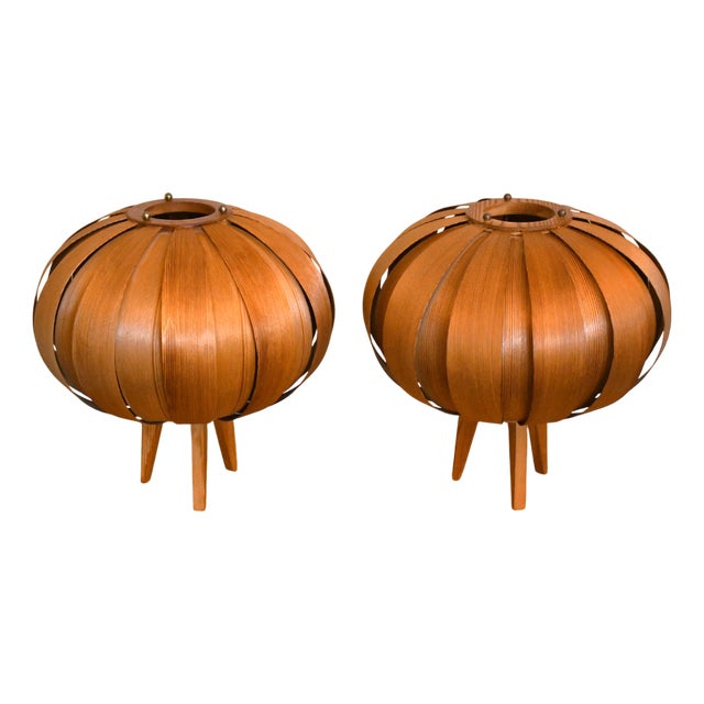 Swedish Pine Veneer Table Lamps by Hans-Agne Jakobsson for Ellysett, 1960s, Set of 2 For Sale