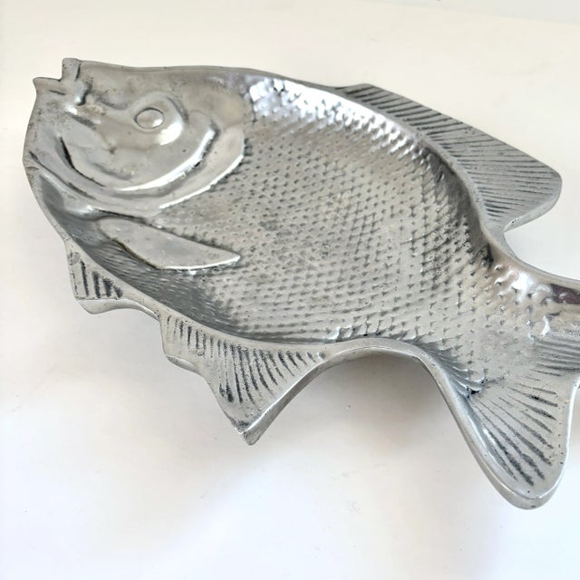 1990s Charming Handmade Fish Platter For Sale In New York - Image 6 of 6