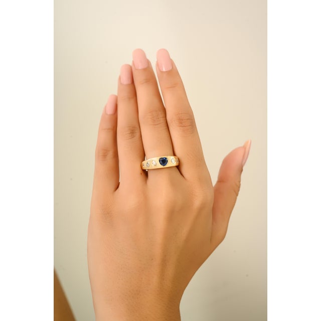 Ink Blue Solid 18k Gold Gypsy Set Heart Sapphire Diamond Dome Ring Size 7 For Sale - Image 8 of 13