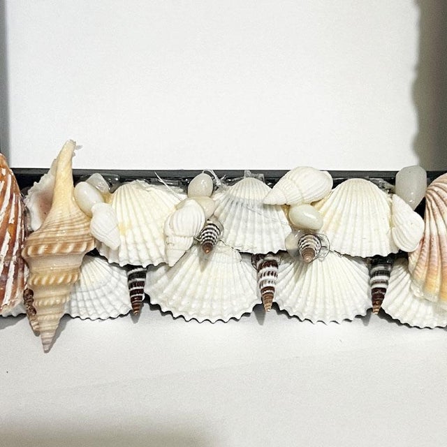 Folk Art Late 20th Century Sea Shell Encrusted Folk Art Photo Frame - 4" X 6" For Sale - Image 3 of 6