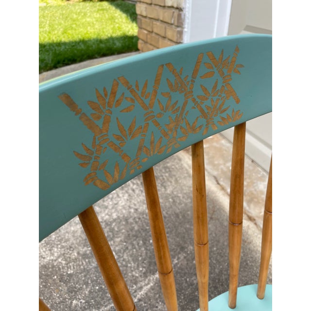 Wood Mid 20th Century Mid-Century, Maple Windsor Chair For Sale - Image 7 of 13