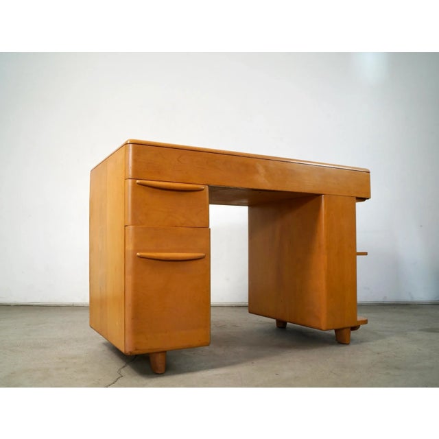 1950's Midcentury Modern desk for sale. It was manufactured by Heywood Wakefield, and has a stamp in the top drawer. It's...