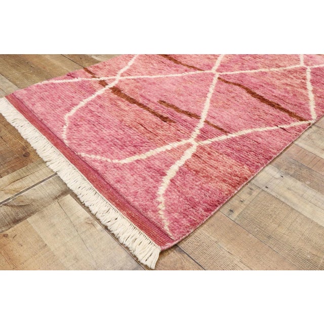 Textile Moroccan Style Throw Rug - 03'02 X 05'03 For Sale - Image 7 of 10