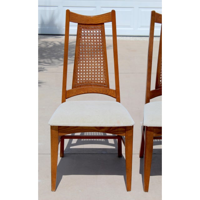Bring timeless mid-century style to your dining space with this authentic set of six dining chairs by Liberty Chair Co.,...