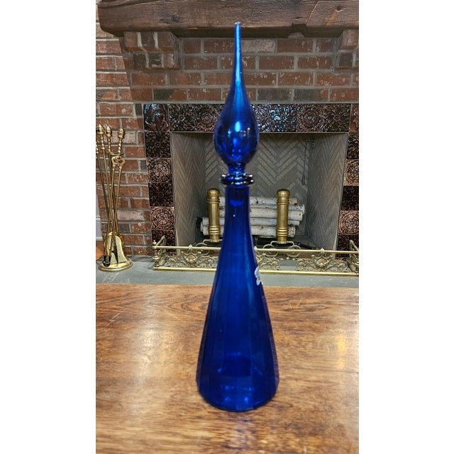 1960s Vintage MCM Empoli Cobalt Blue Italian Glass Genie Bottle With Original Label For Sale - Image 5 of 9