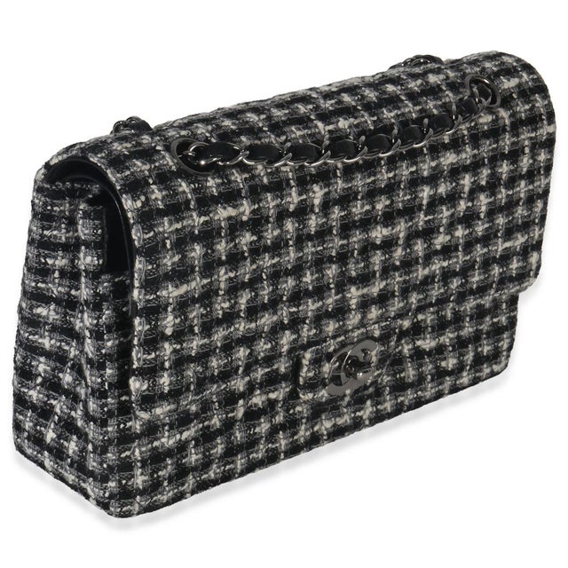 Traditional Black White Tweed Quilted Medium Classic Double Flap For Sale - Image 3 of 9
