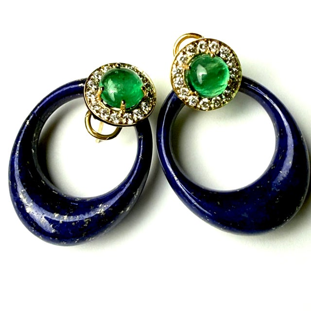 Modern 14k Yellow Gold Emerald, Diamond & Lapis Door Knocker Clip-on Earrings, Pair For Sale - Image 3 of 9