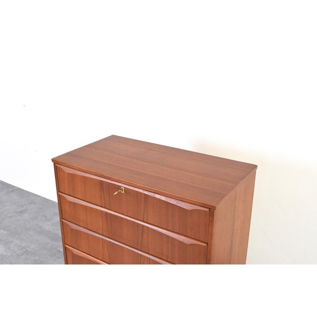 Mid-Century Modern Danish Teak Chest of Drawers, 1960s For Sale - Image 12 of 16