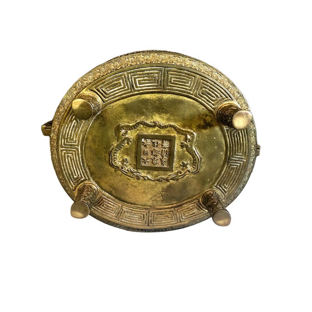Late 19th Century 19th-Century Japanese Bronze Incense Burner in the Archaistic Chinese Style For Sale - Image 5 of 9