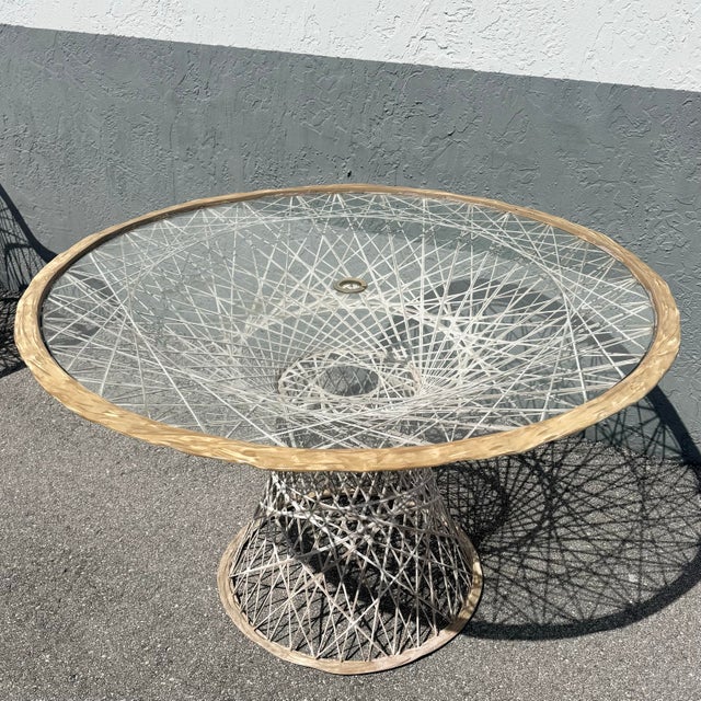 Tan Mid Century Modern Spun Fiberglass Dining Set - 5 Pieces For Sale - Image 8 of 12