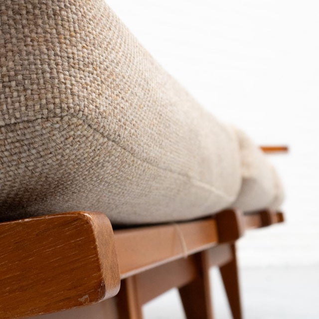 GE-375/3 Three-Seater Sofa by Hans Wegner for Getama For Sale - Image 9 of 17