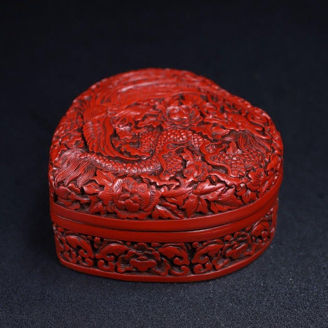 Chinese Vintage Chinese Carved Cinnabar Lacquer Heart-Shaped Box, Dragon & Phoenix Among Peonies For Sale - Image 3 of 10