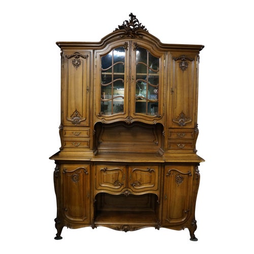 1800's Antique Dining Hutch Antique Cabinet In Walnut, 1800