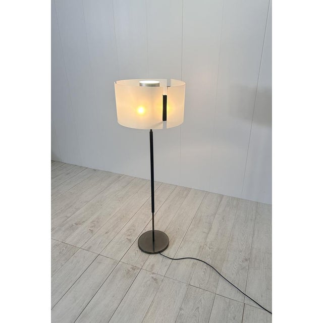 Floor Lamp by Giuseppe Ostuni for Oluce, 1950s For Sale - Image 14 of 18