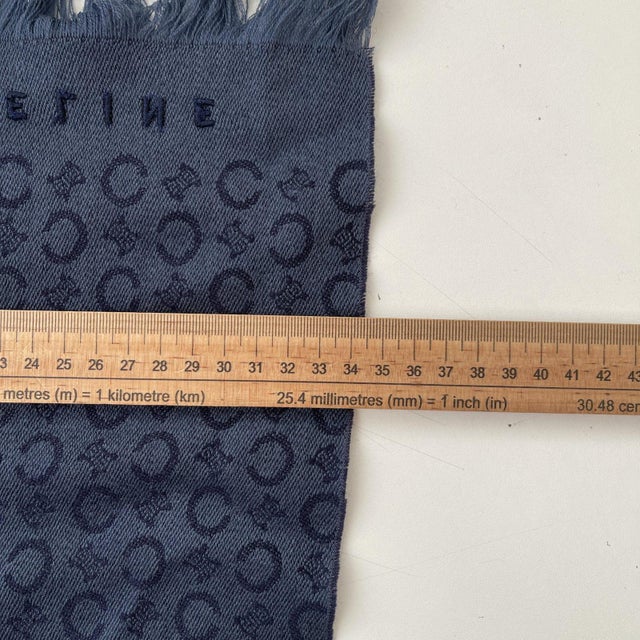 Early 21st Century Celine Navy Blue Reversible 60% Cashmere 40% Wool Scarf For Sale - Image 5 of 9