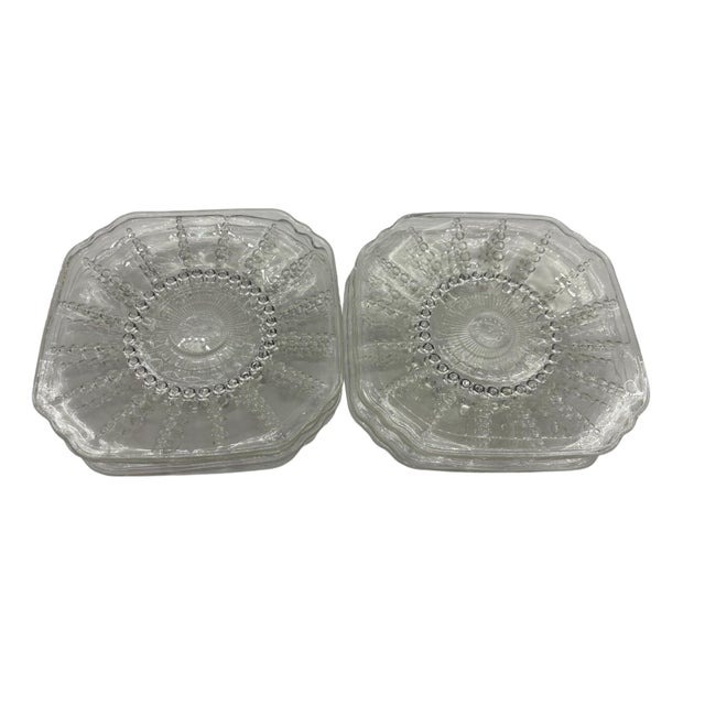 This charming set of 6" plates are manufactured by Federal Glass. The Columbia pattern features bubbles, and the plates...