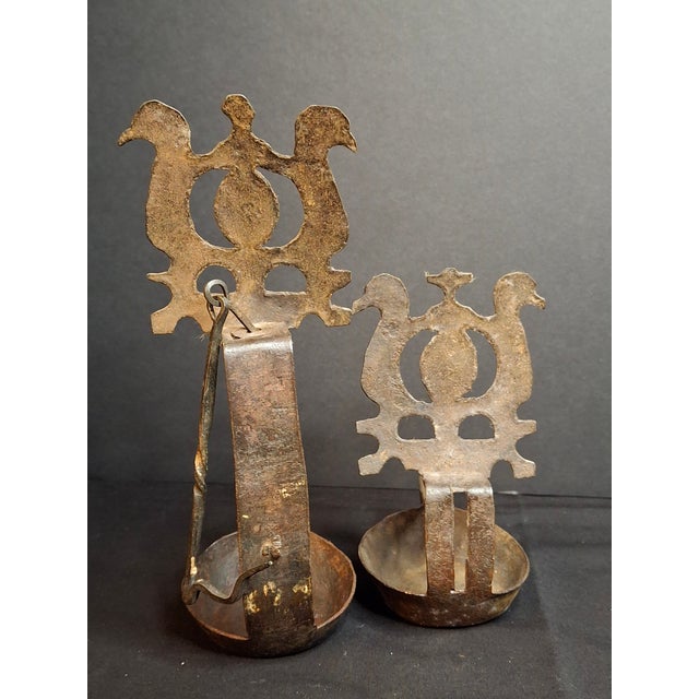 Rare 18th C Wrought Iron Double Crusie Phoebe Grease Lamp Bird Motif Folk Art For Sale In Boston - Image 6 of 18