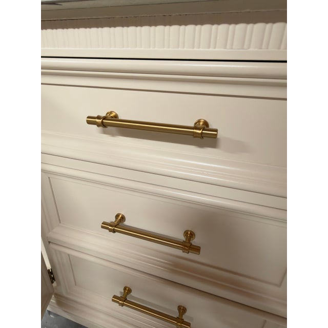 Cream 1980s Refinished Drexel Heritage Sideboard – Cream & Natural Wood, Solid Walnut With Brass Hardware For Sale - Image 8 of 10