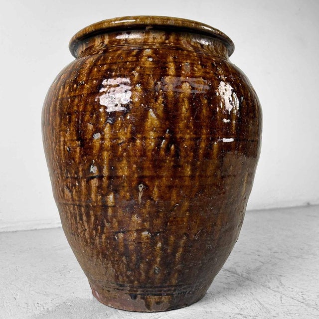 Brown Japanese Late Meiji Earthenware Vase For Sale - Image 8 of 18