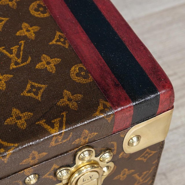 Antique 20th Century Hat Trunk in Monogram Canvas from Louis Vuitton, Paris, 1910s For Sale - Image 11 of 18
