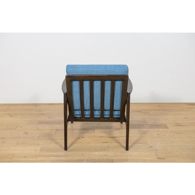 Mid-Century Modern Model 300-139 Armchair from Swarzędz Furniture Factory, 1960s For Sale - Image 4 of 14
