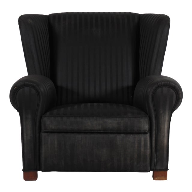 Large Danish Art Deco Lounge Chair with Black Fabric in the style of Fritz Hansen, 1930s For Sale