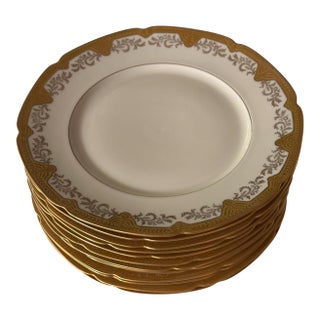 Set of 12 Hutschenreuther Porcelain Gold Encrusted Dinner Plate Set For Sale