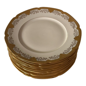Set of 12 Hutschenreuther Porcelain Gold Encrusted Dinner Plate Set