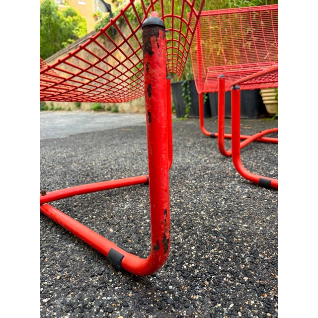 Red Jarpen Garden Longe Chairs and Table by Niels Gammelgaard for Ikea, 1980s, Set of 5 For Sale - Image 8 of 10