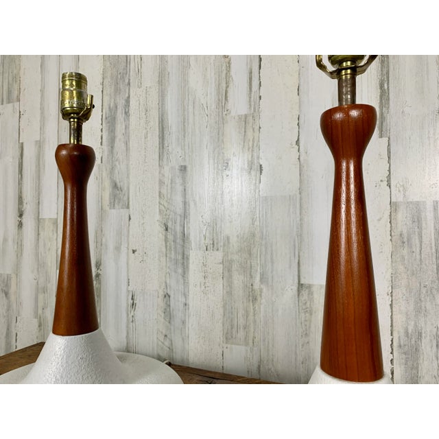 Wood Mid-Century Ceramic and Walnut Table Lamps For Sale - Image 7 of 11