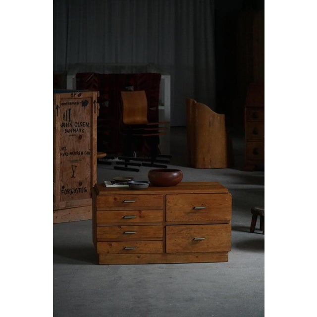 Mid-Century Art Deco Style Chest of Drawers in Pine with Metal Handles, 1940s For Sale - Image 13 of 18