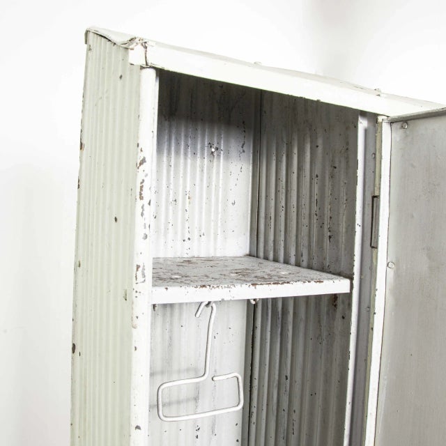 1920s Early Three Door SNCF Locker from Forge de Strasbourg, 1920s For Sale - Image 5 of 18
