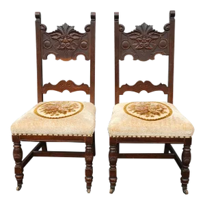 Pair of Gothic Revival Style Stained Oak Wood and Upholstered Seat Side Chairs