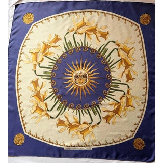 Hermès Daffodils 1999 Silk Scarf Designed by Philippe Ledoux For Sale
