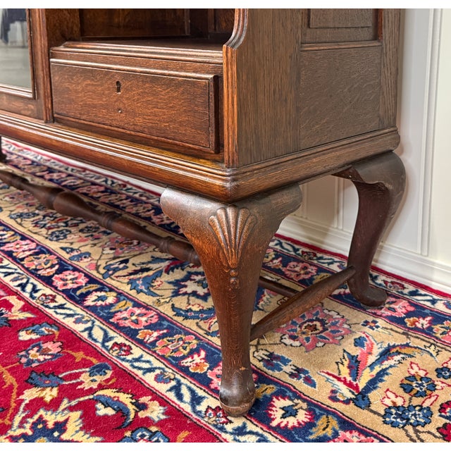 1930s Antique English Bookcase Bookshelf Cabinet Glass Oak Queen Anne Legs 1920s-30s For Sale - Image 5 of 18